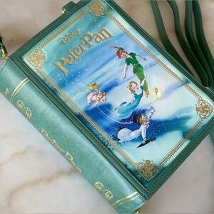 Loungefly Peterpan book Crossbody/Backpack
